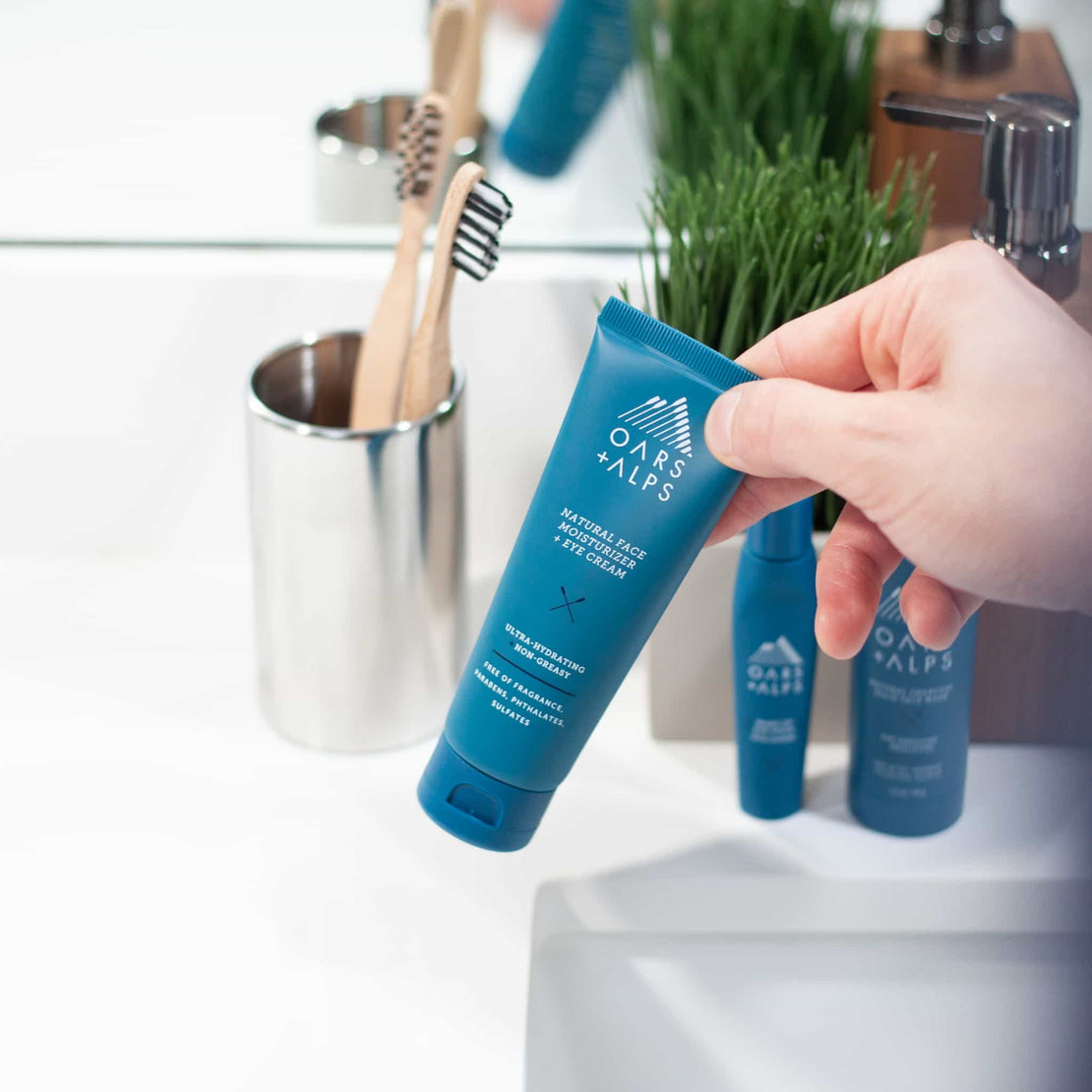 Oars + Alps Essentials Face Kit for Men | Men's Face Wash Kit