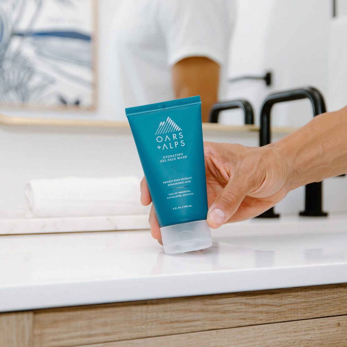 Hyaluronic Acid Face Wash | Dermatologist-Tested Gel Face Wash
